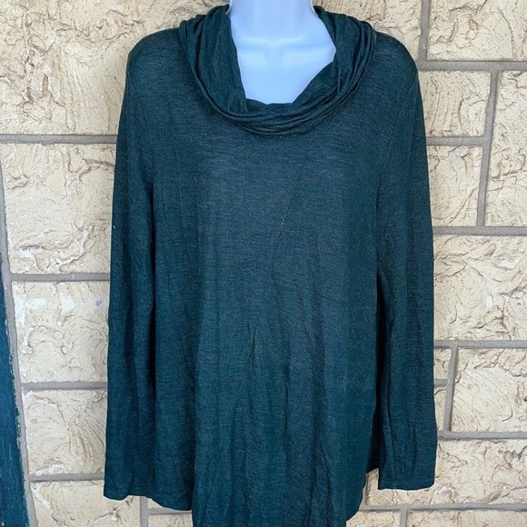 Green Tunic Top turtle neck size large comfy thin femme Cowneck - Picture 2 of 10